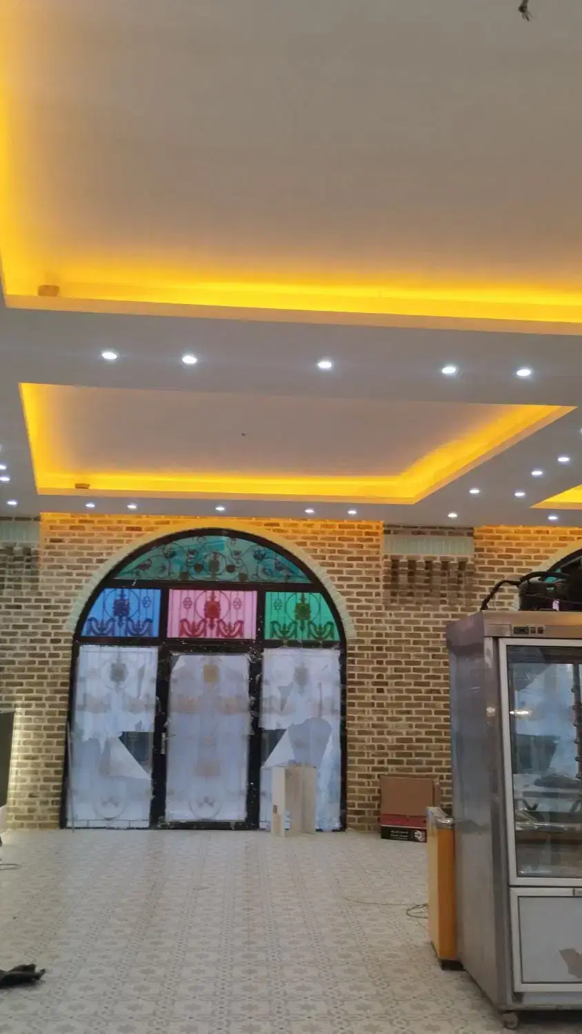 نقاشی ساختمان کل کرج چهارباغ کمال شهر خرمدشت