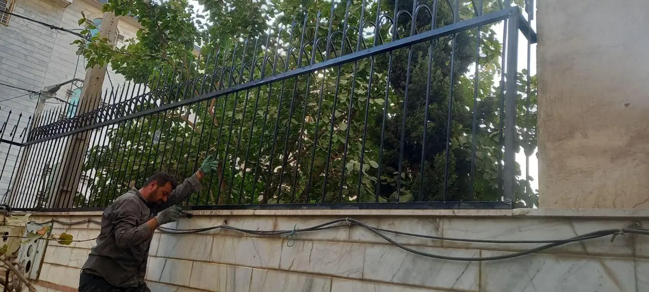 آهنگری جوشکاری نرده حفاظ درب وپنجره