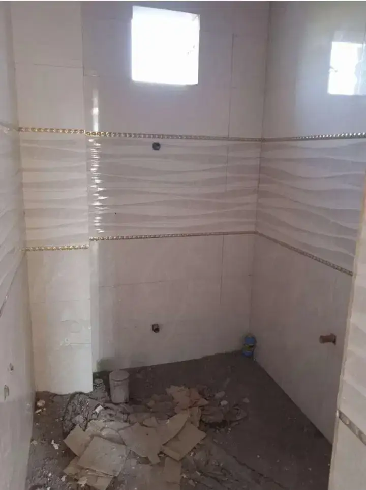 بنایی کاشیکاری و موزاییک و دیوار چینی و شیب بندی