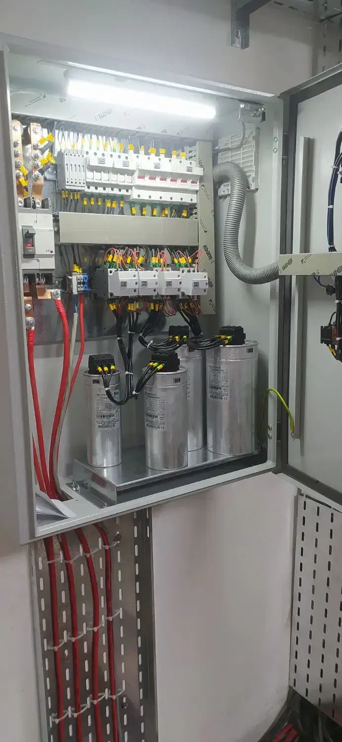 برقکار صنعتی و تابلو برق plc و کنتاکتوری و ساختمان