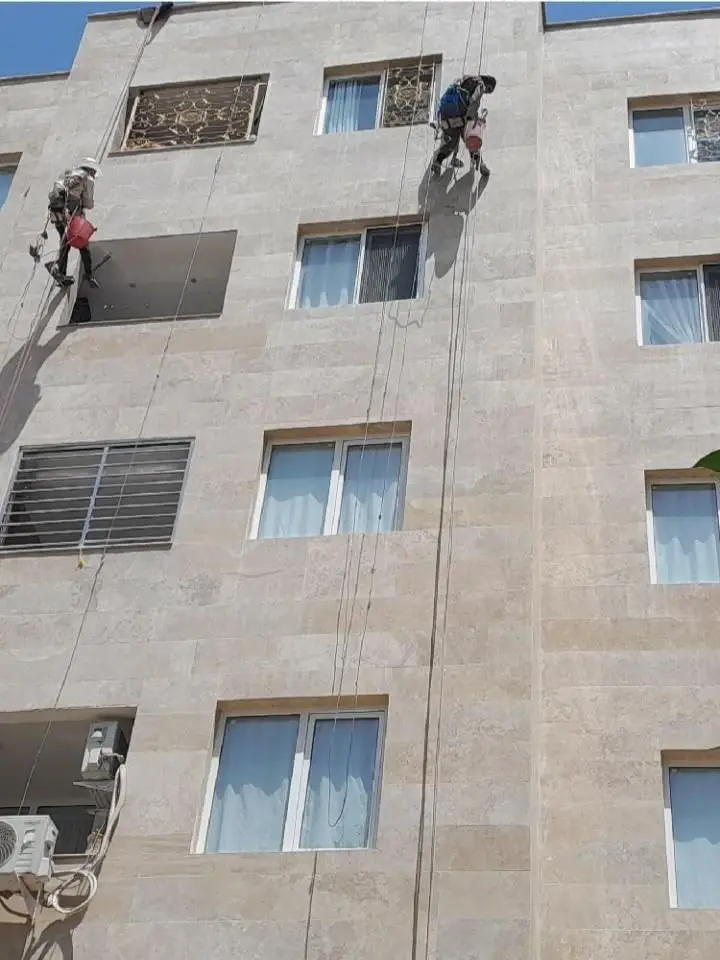 پیچ ورولپلاک نما طناب کار در ارتفاع راپلکار