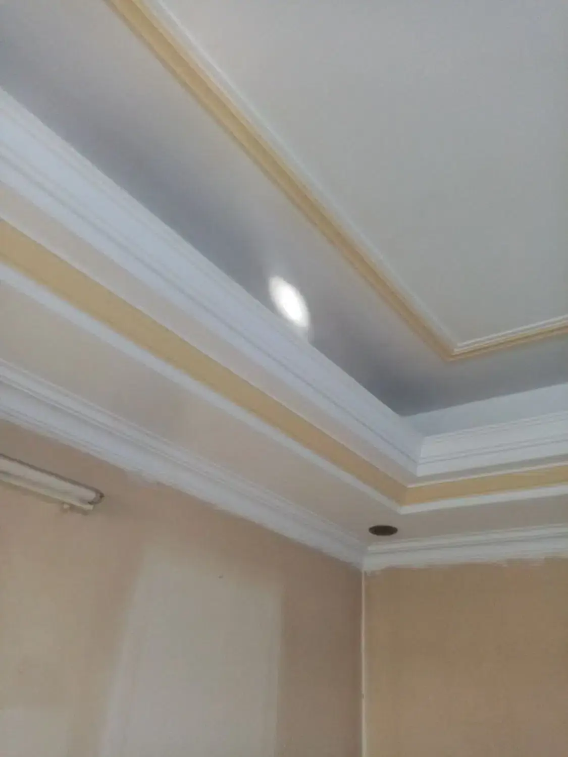 نقاشی ساختمان آراز