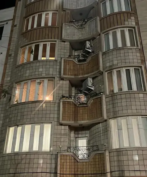 ساخت و نصب و تعمیر در و پنجره و توری