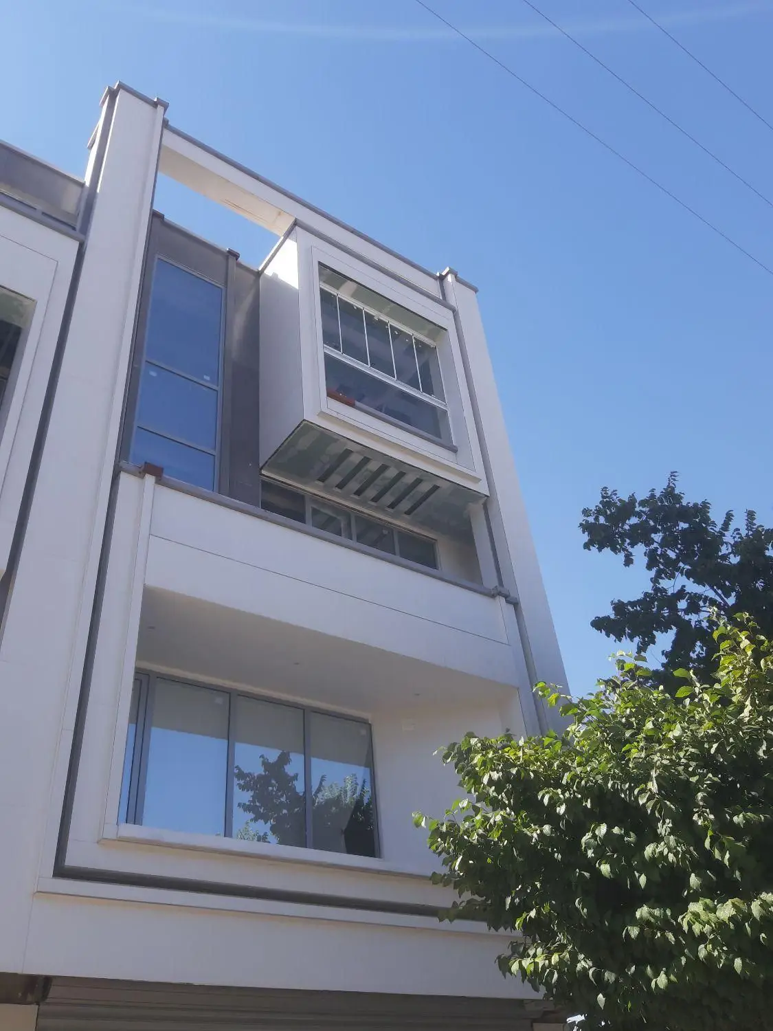 پارتیشن شیشه ای / درب اتوماتیک / شیشه میرال