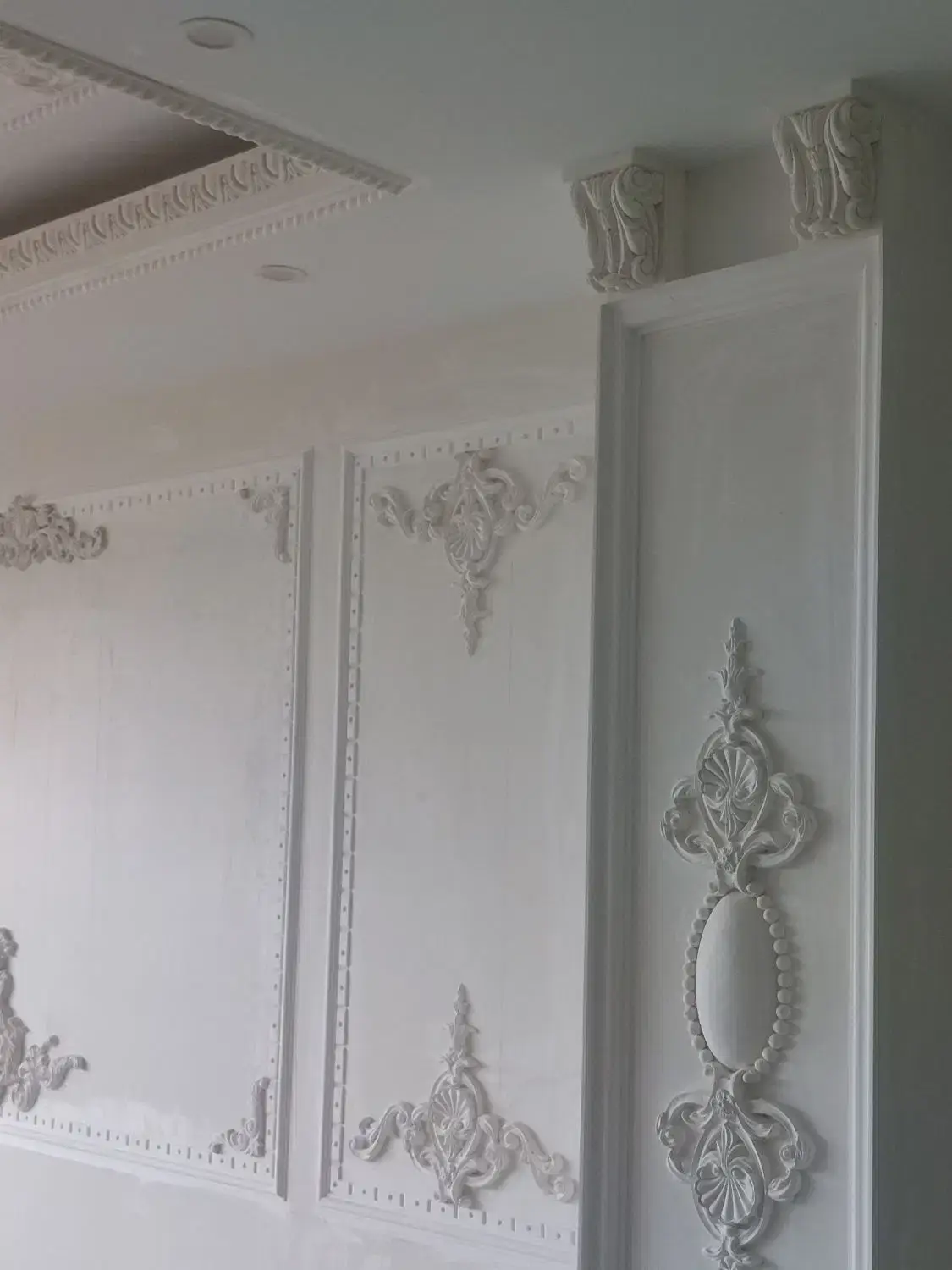 گچبری وگچکاری ونقاشی پتینه ورق طلا