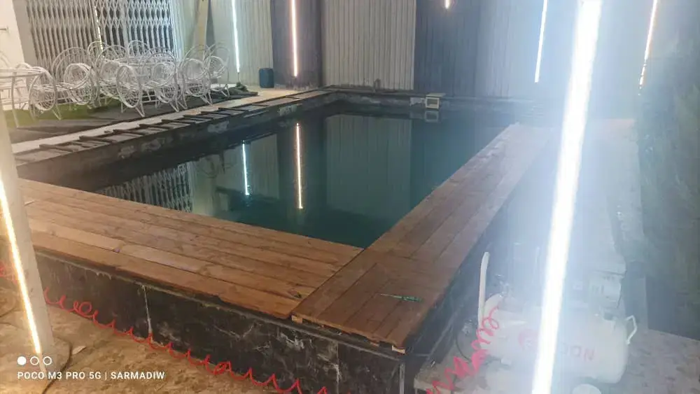 نصاب ترموود، لمبه چوبی و استادکار چوب